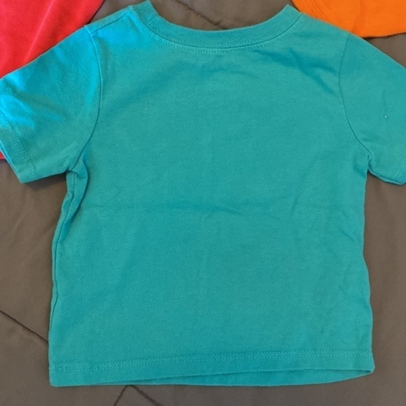 BUNDLE 18 months Bodysuits (2) & T-Shirt Boy or Girl - Picture 6 of 8